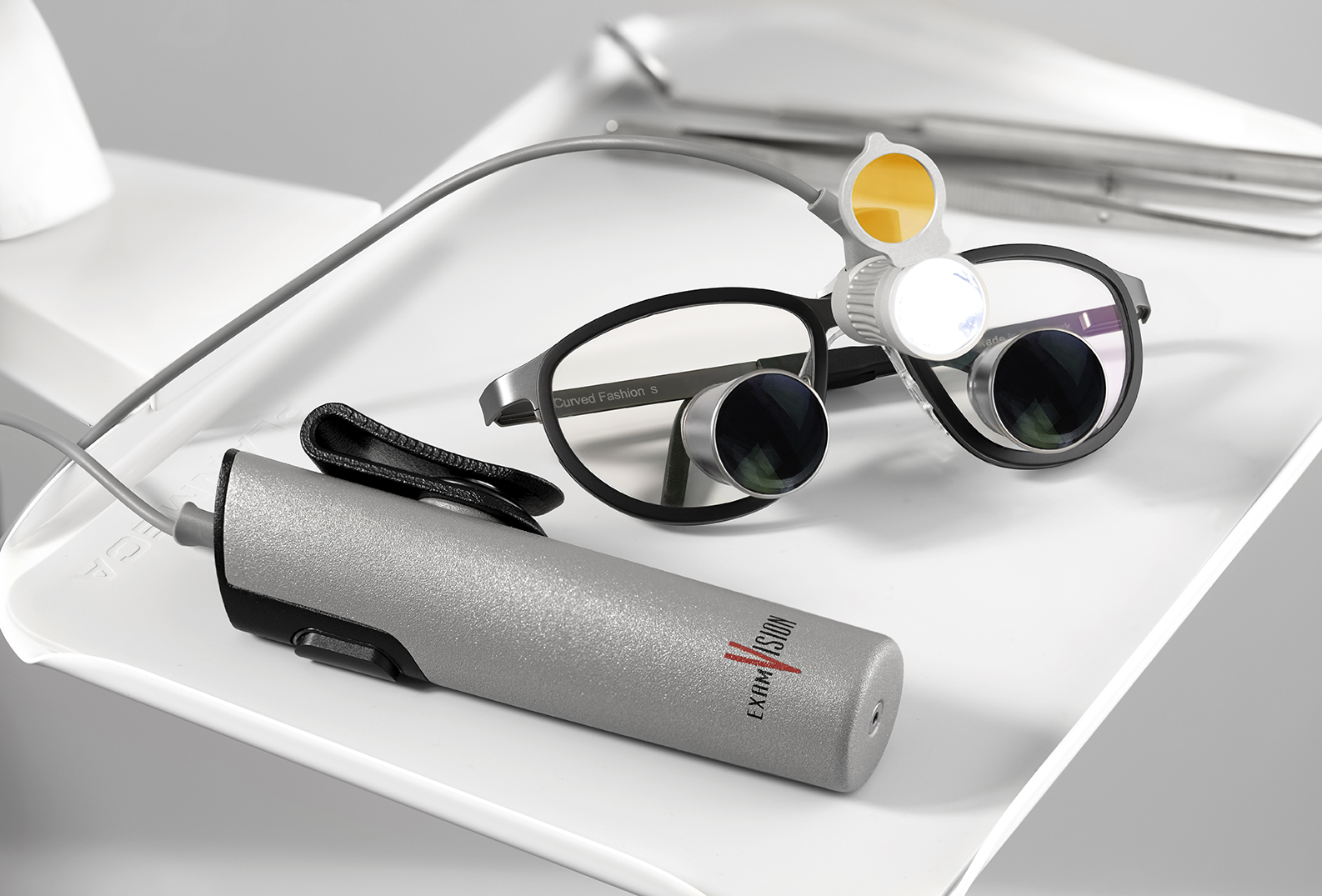 2013 11 Curve+TL+PG On Dental Tray Low