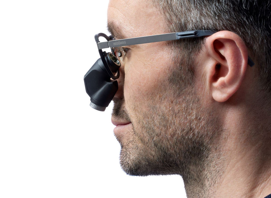 Dennis Johansen wearing ExamVision Kepler Reflekt loupes